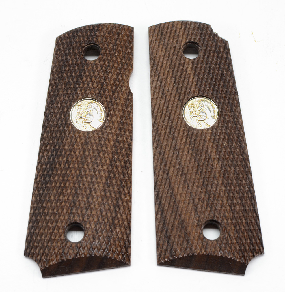 25395_CS_001922-COLT-OFFICERS-GRIP-011-SM.jpg