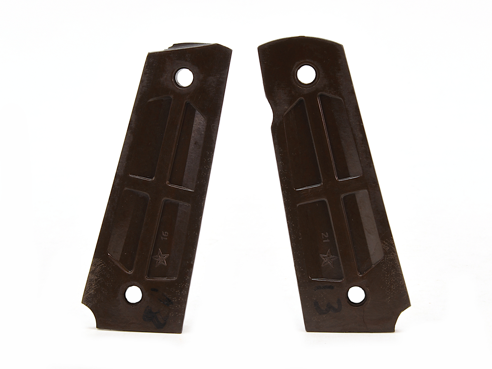 Colt 1911 WWII Keyes Checkered Plastic Grips Image 2
